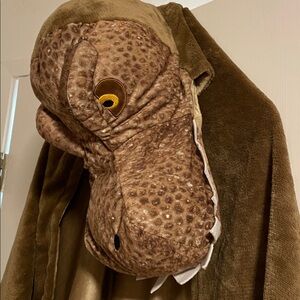 🦖Tyrannosaurus Dinosaur Plush Blanket with Hood
Jurassic World